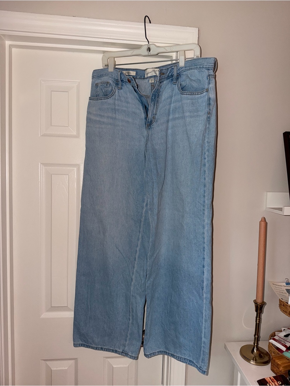 Universal Thread Light Blue Wide-Leg High-Rise Jeans